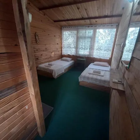 Shiva Camp Kabak Kamp alanı